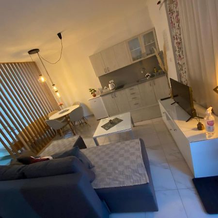 Deluxe Apartment ทูซลา ภายนอก รูปภาพ