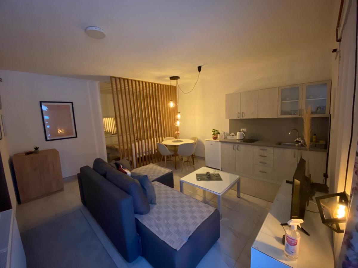 Deluxe Apartment ทูซลา ภายนอก รูปภาพ